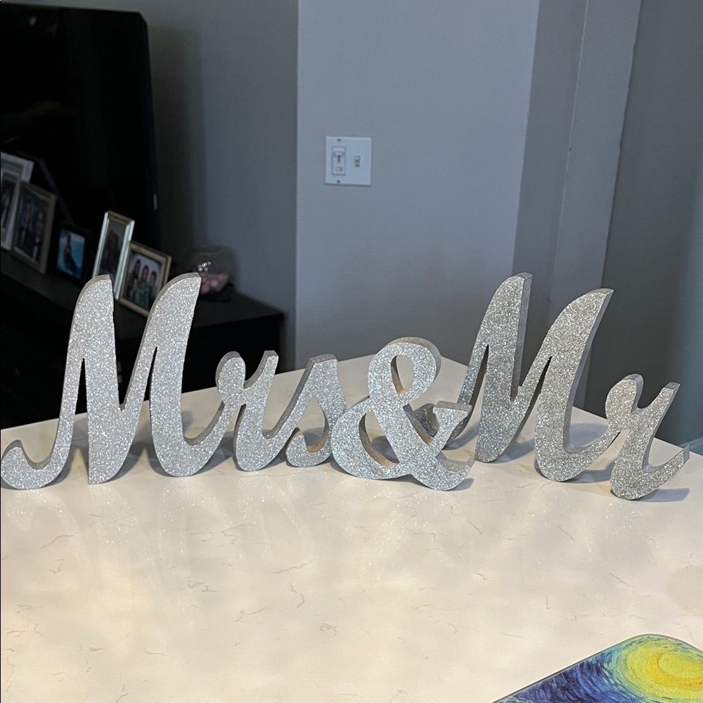 Silver Glitter Mrs & Mr Sign